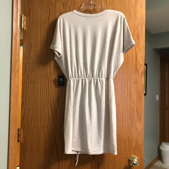 Express cinched tie t-shirt dress - Picture 3 of 12